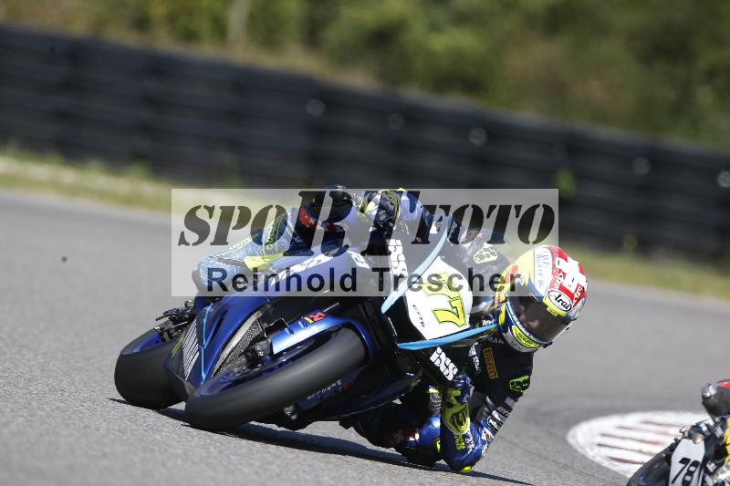 Archiv-2025/48 25.08.2025 Cornu Master School ADR/rot-rouge/77